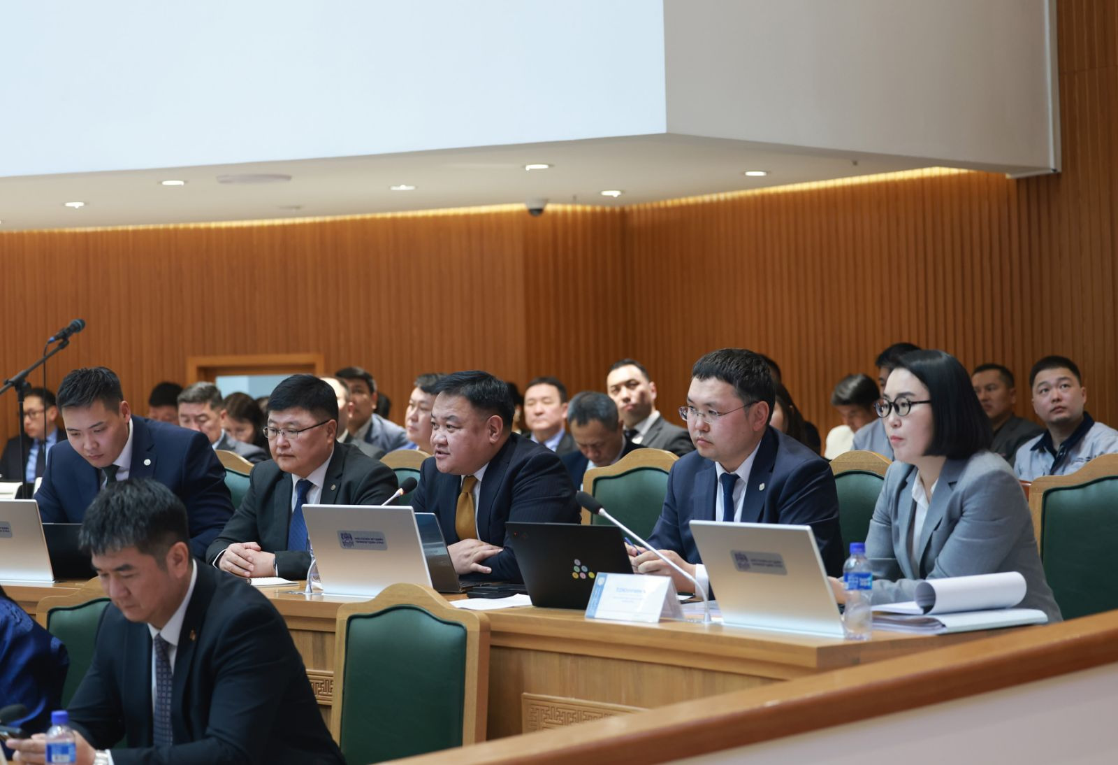 НИТХ-ЫН ЭЭЛЖИТ БУС X ХУРАЛДААН БОЛЖ БАЙНА